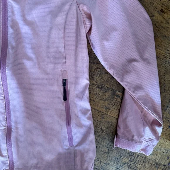 NWOT On Running Pink Utility Jacket - Picture 6 of 7